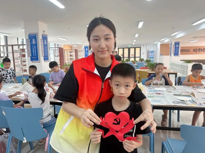 在这个暑假,高新区科创路学校送给学生一份“精彩礼物”